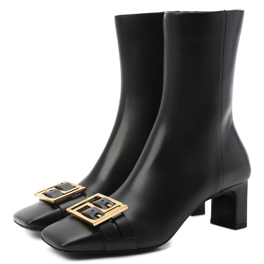 Versace greca buckle leather ankle boots women’s size 37